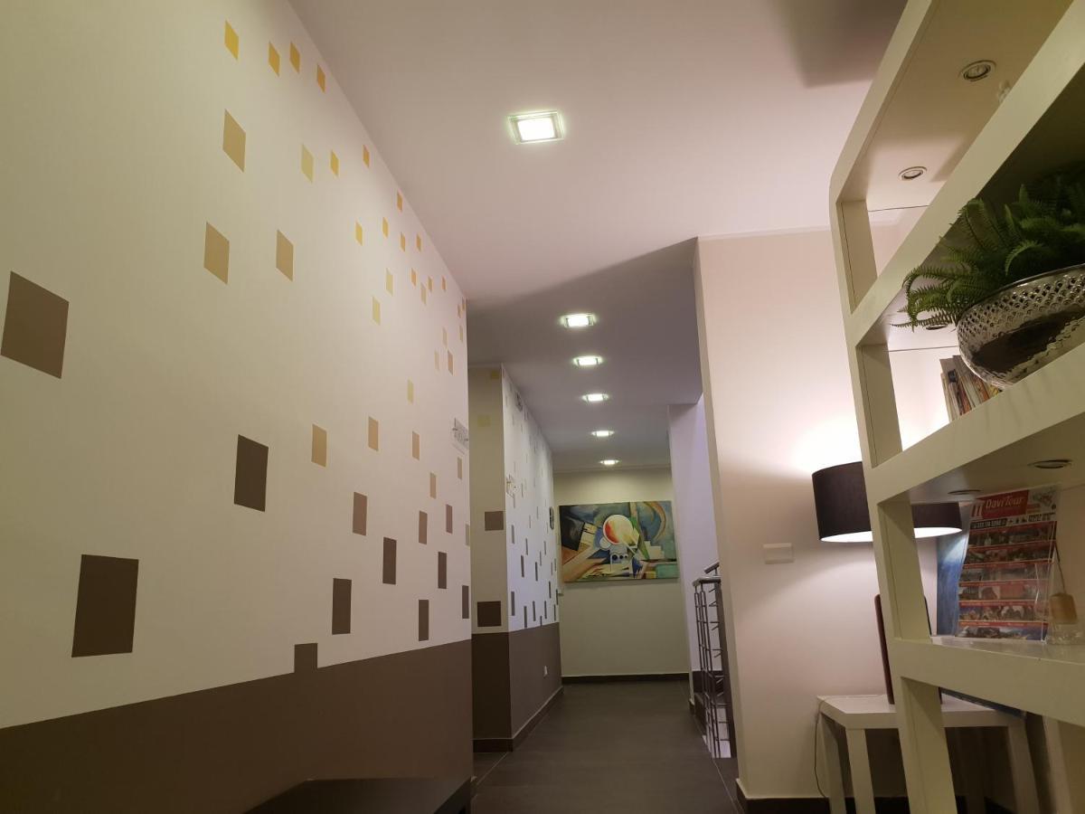 Giadel Hotel